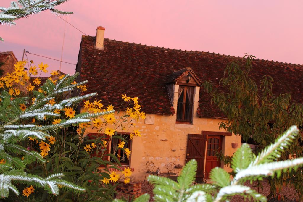 Gites A L'Ombre Des Chenes Châteauvieux Room photo