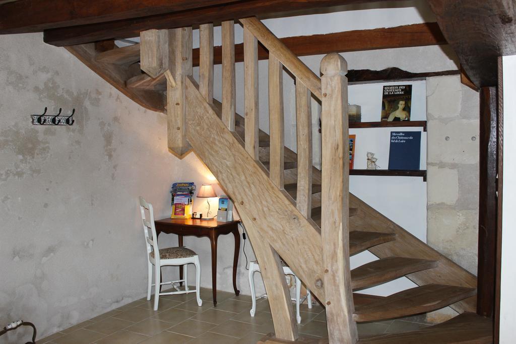 Gites A L'Ombre Des Chenes Châteauvieux Room photo